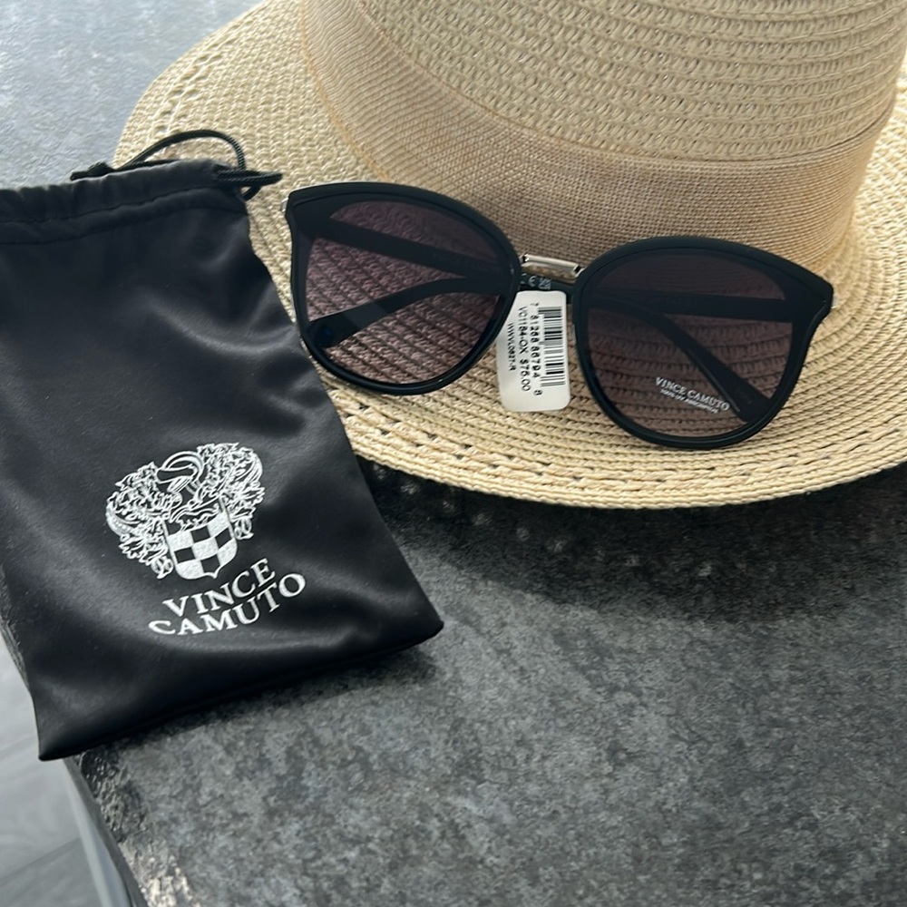 Nwt Vince Camuto sunglasses